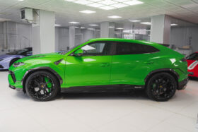 LAMBORGHINI URUS PERFORMANTE