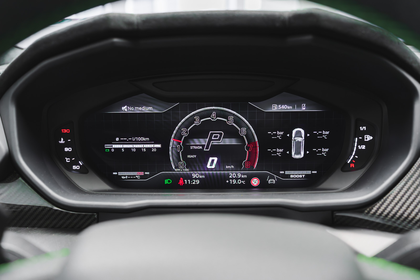 LAMBORGHINI URUS PERFORMANTE