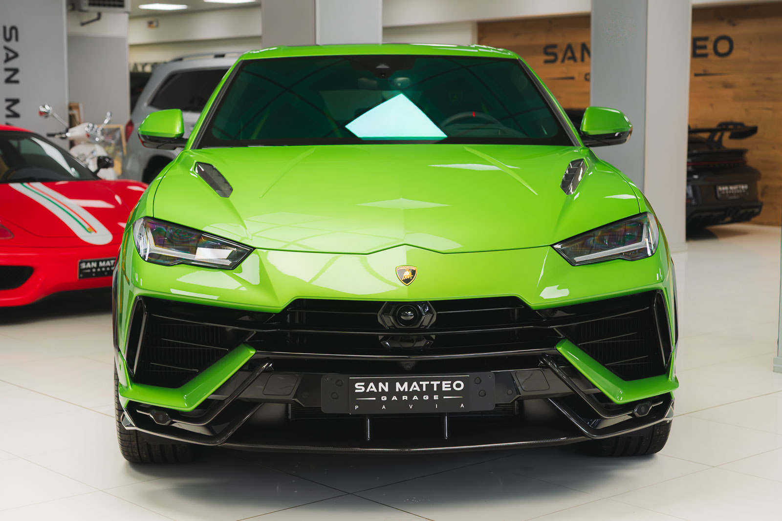 LAMBORGHINI URUS PERFORMANTE