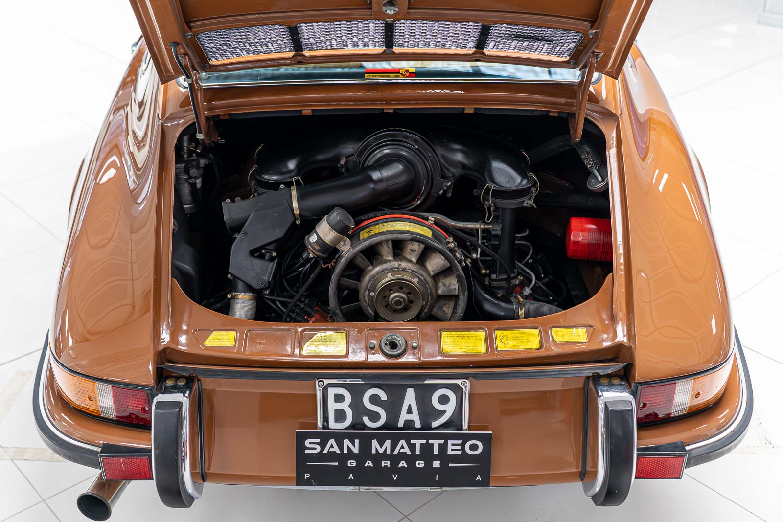 PORSCHE 911 2.4 S