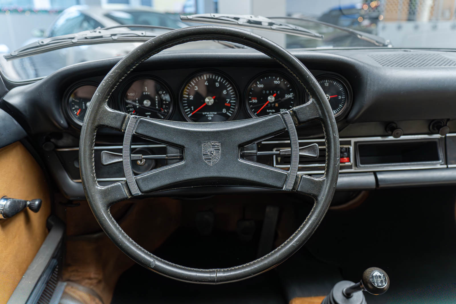 PORSCHE 911 2.4 S